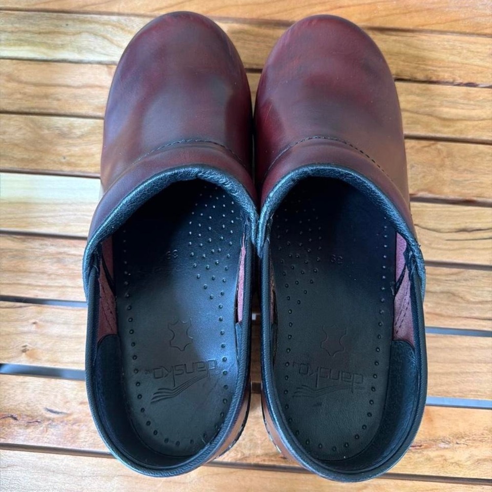 Dansko Professional Burgundy Leather Slip On Clogs Shoes Work Nurse EU39 / 8.5 9 - Picture 8 of 8